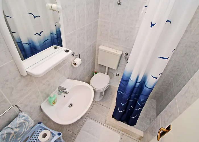 Ferienhaus Garden House - Four Bedroom House With Private Pool *